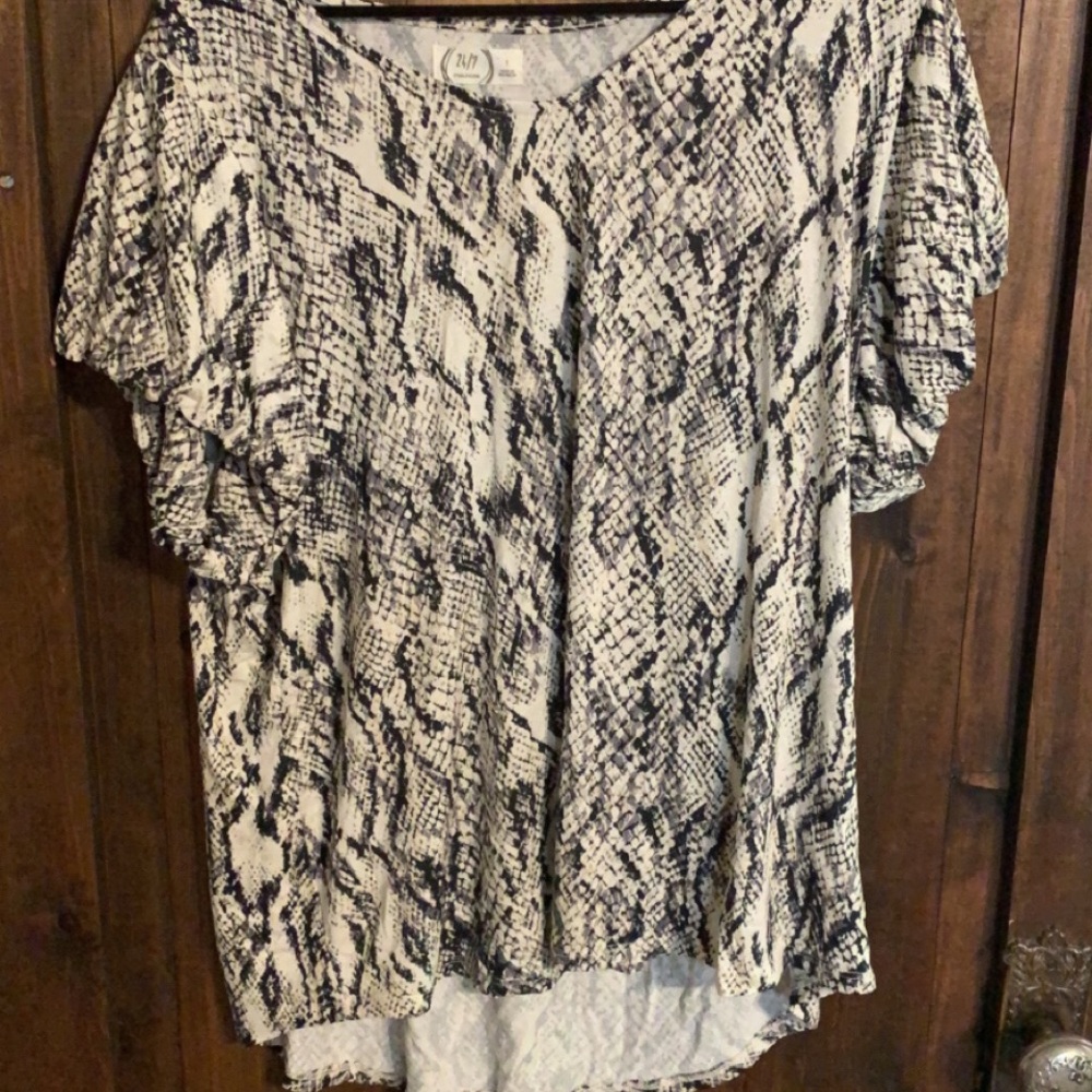 Lolaroe - Picture 1 of 16